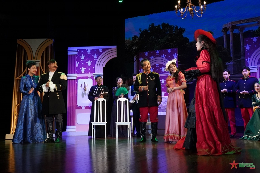 Cười sâu cay với vở kịch nói “Ả cave nhà hàng Maxim”